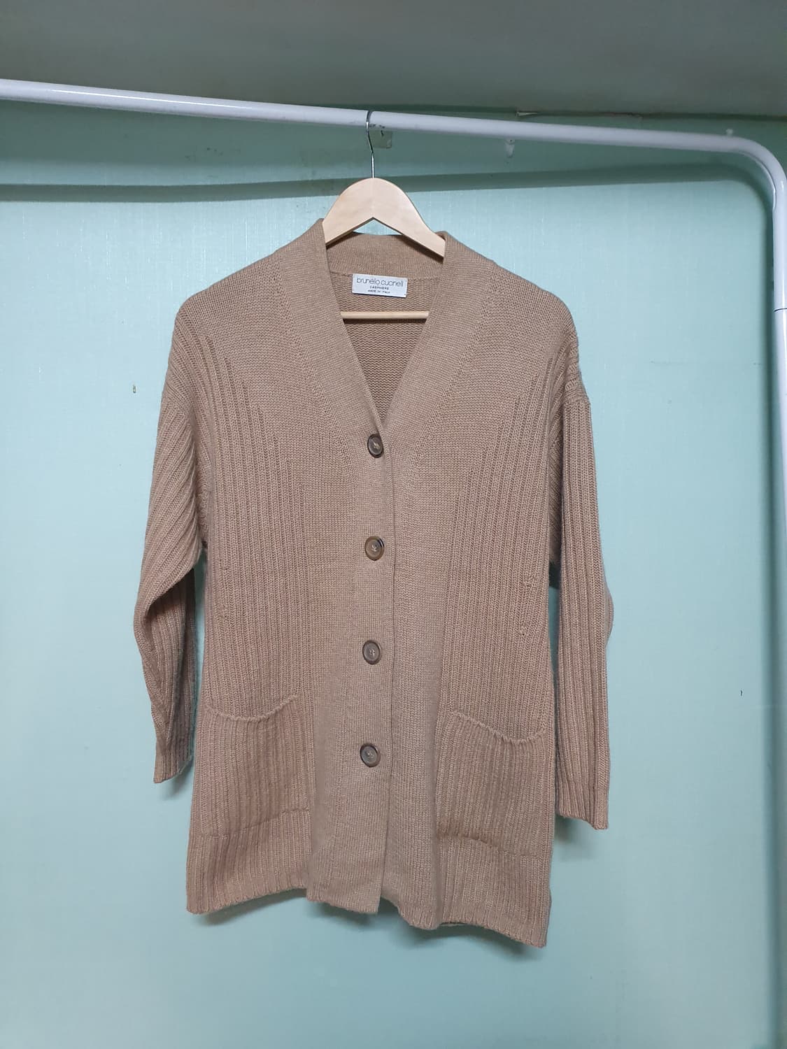 브루넬로 쿠치넬리 캐시미어100 가디건 상품이미지1