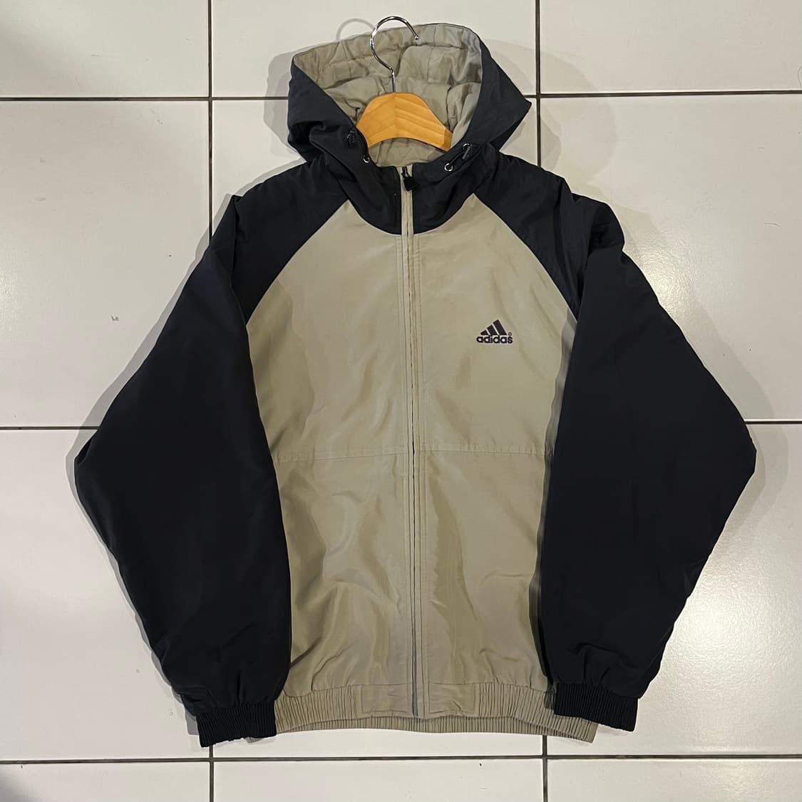 아디다스 올드스쿨 누빔 배색 후드점퍼 상품이미지1