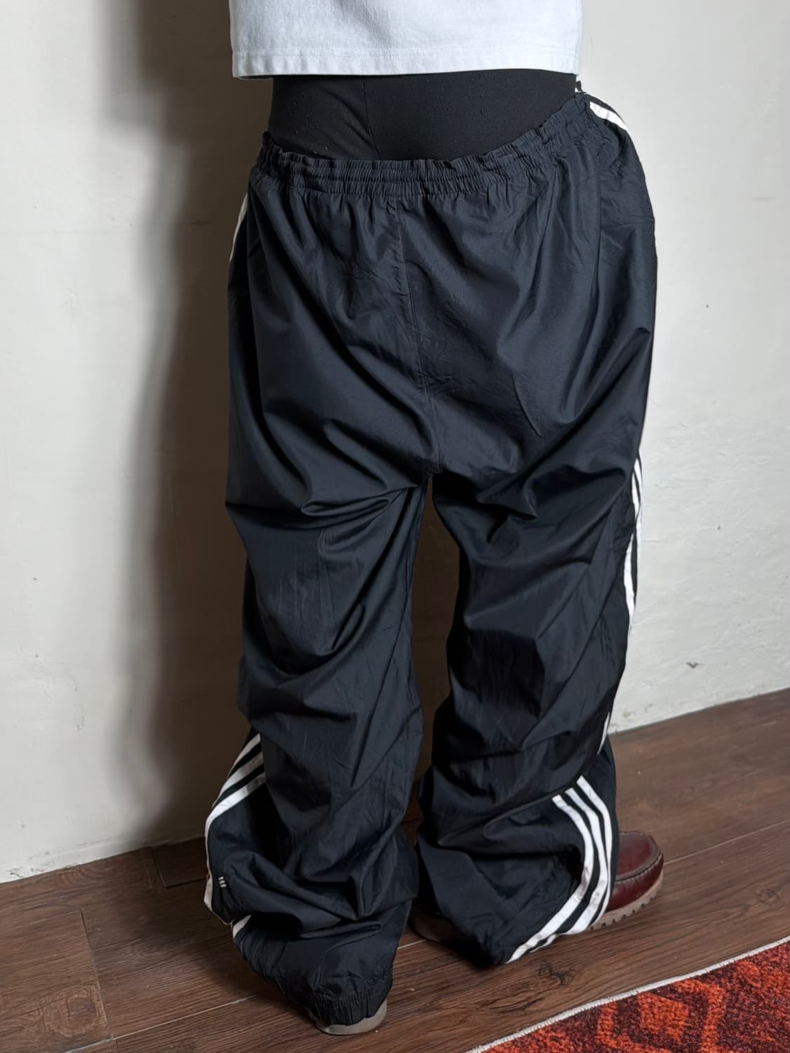 아디다스 올드스쿨 츄바 상품이미지1