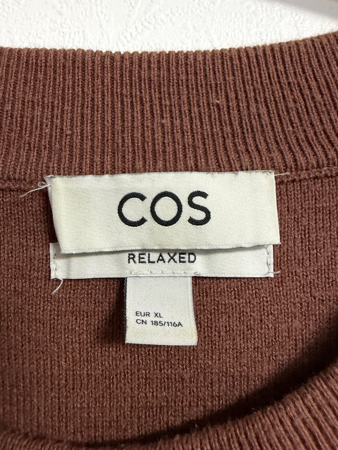 COS  릴렉스핏 브라운 니트  상품이미지3