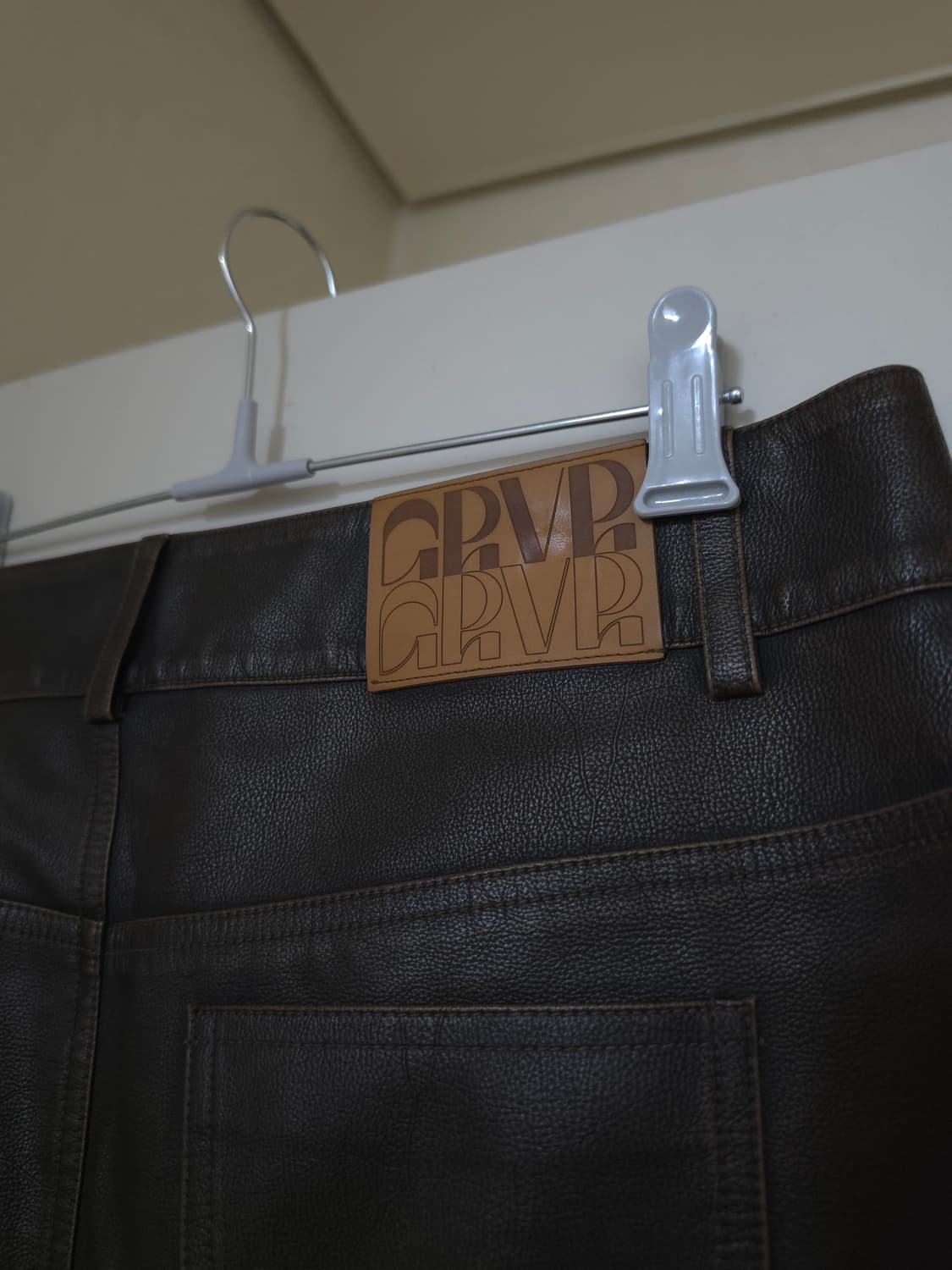 그로브 레더 미니스커트 상품이미지4