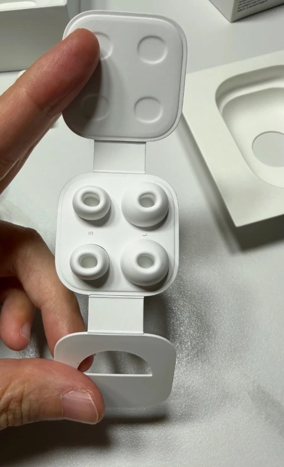 애플 에어팟 프로 1세대 상품이미지4