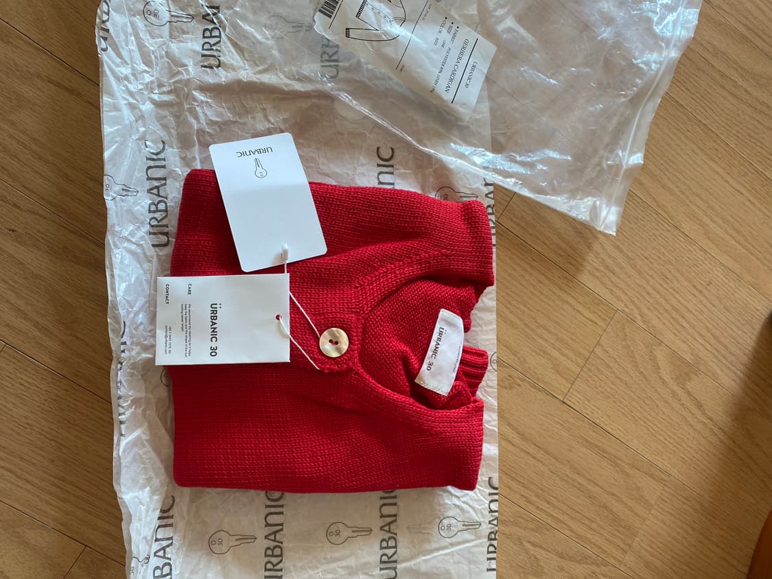 얼바닉30 가베라 레드 가디건 새상품 상품이미지3