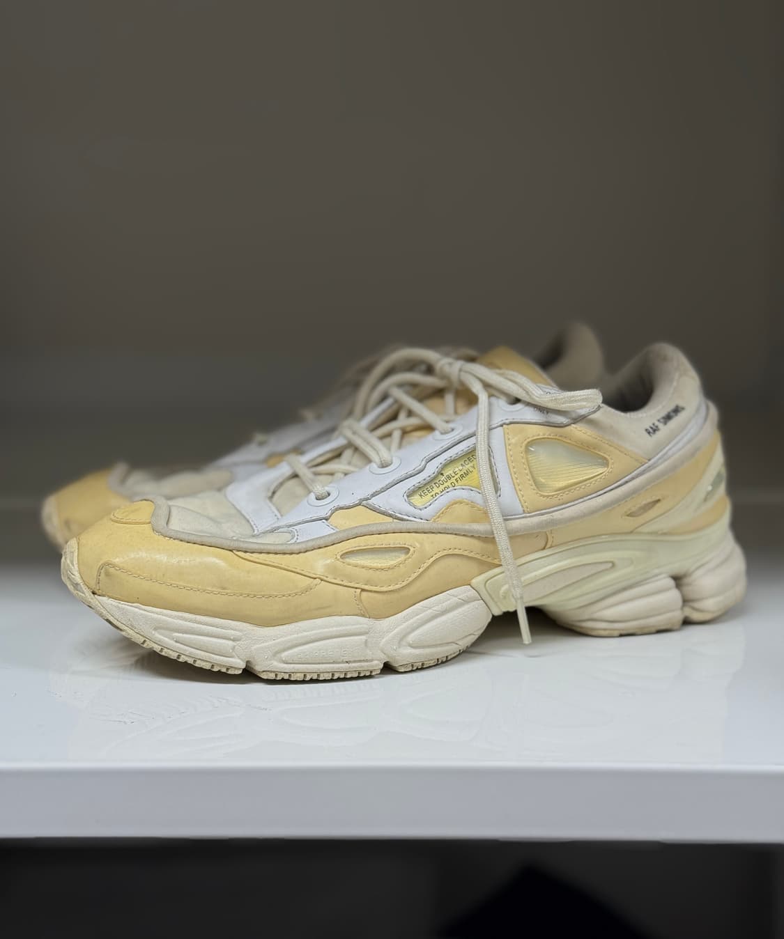 275 / Raf Simons 라프시몬스 오즈위고 버니 크림  상품이미지1