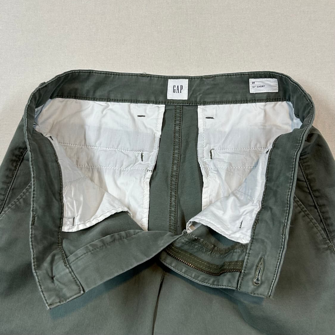 32inch) 갭 GAP 반바지 치노 쇼츠 카키 그린 상품이미지3
