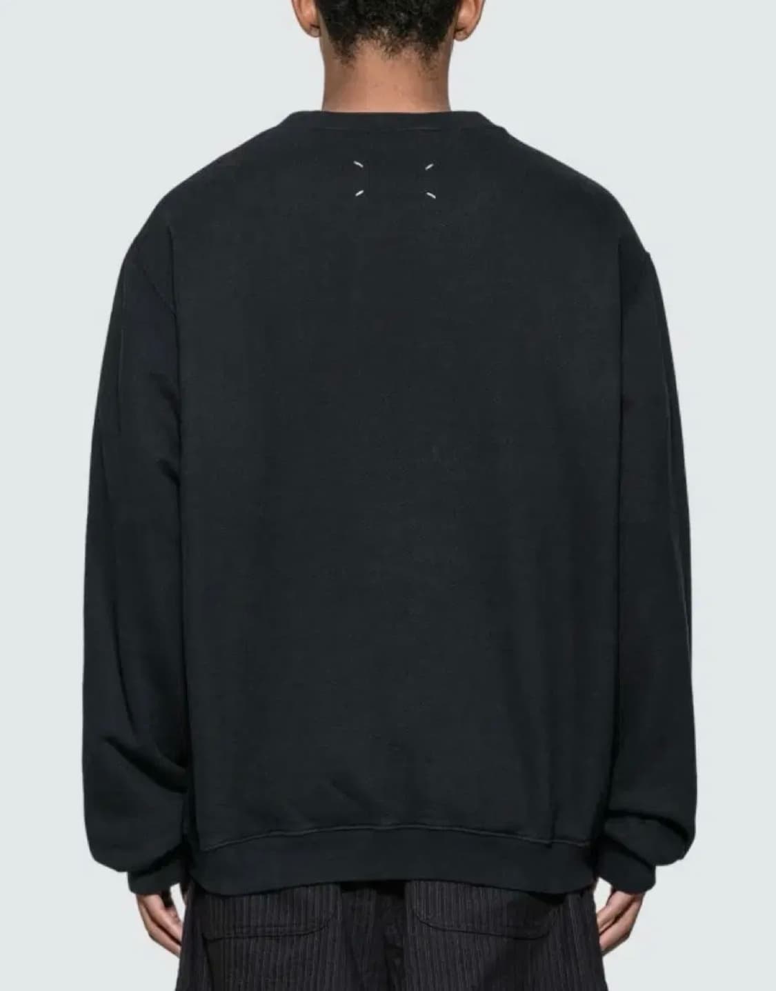 마르지엘라 블랙 맨투맨 상품이미지2