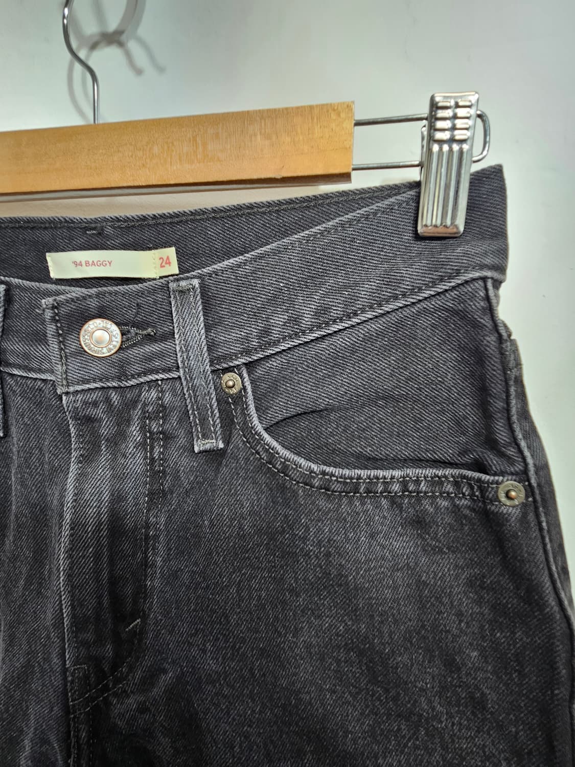 리바이스 우먼 배기핏 흑청 데님팬츠24 상품이미지6