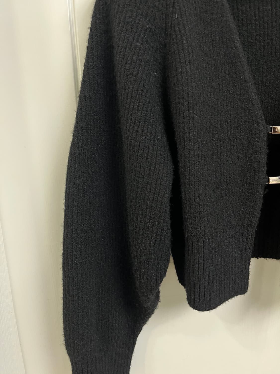 리멘터리 버클 가디건 블랙 상품이미지5