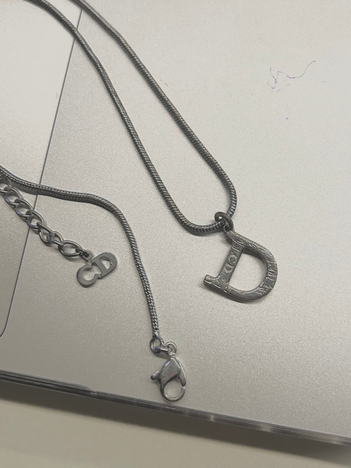 디올 D로고 실버 빈티지 목걸이 (정품) 상품이미지1