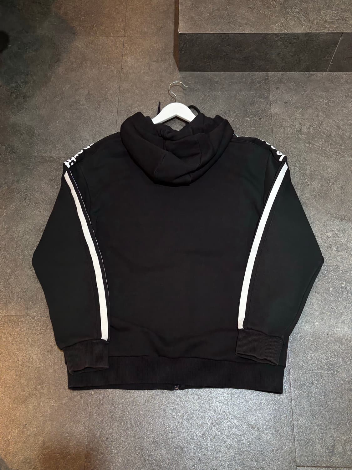 르꼬끄 후드집업 블랙 105사이즈 상품이미지3