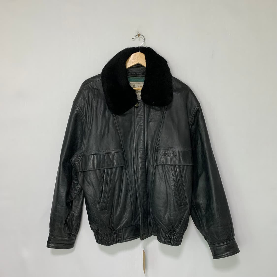 런던포그 빈티지 블랙 가죽 무스탕 자켓 에코 비건레더 남녀공용 상품이미지1