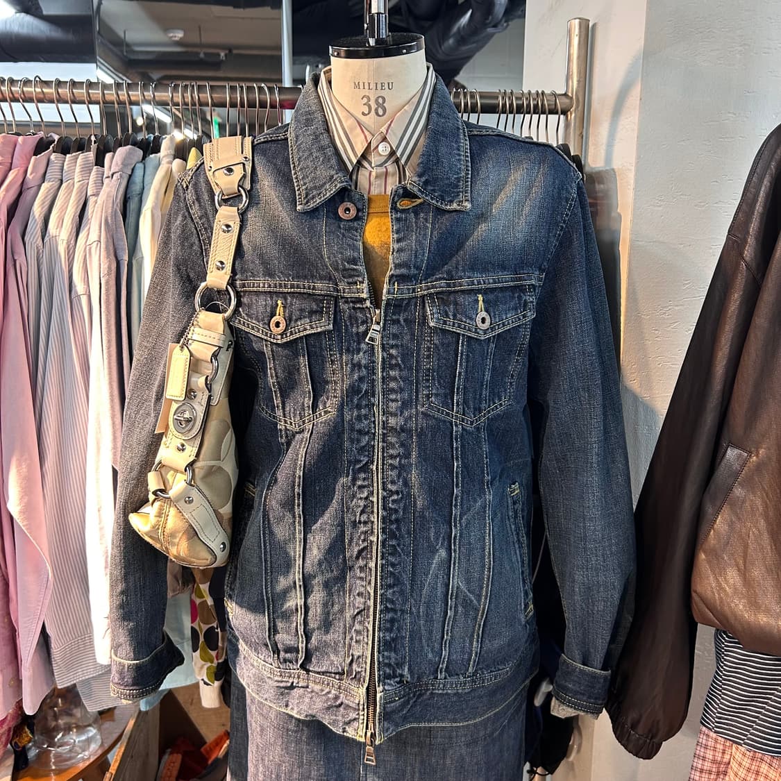 Vintage y2k Denim Jacket 상품이미지3