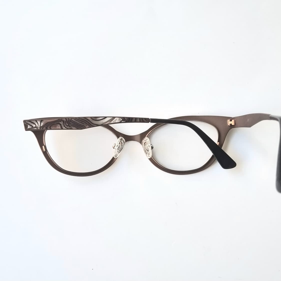 데드스탁 민낯에도 분위기 낼수있는 캣아이 안경테 504 상품이미지8