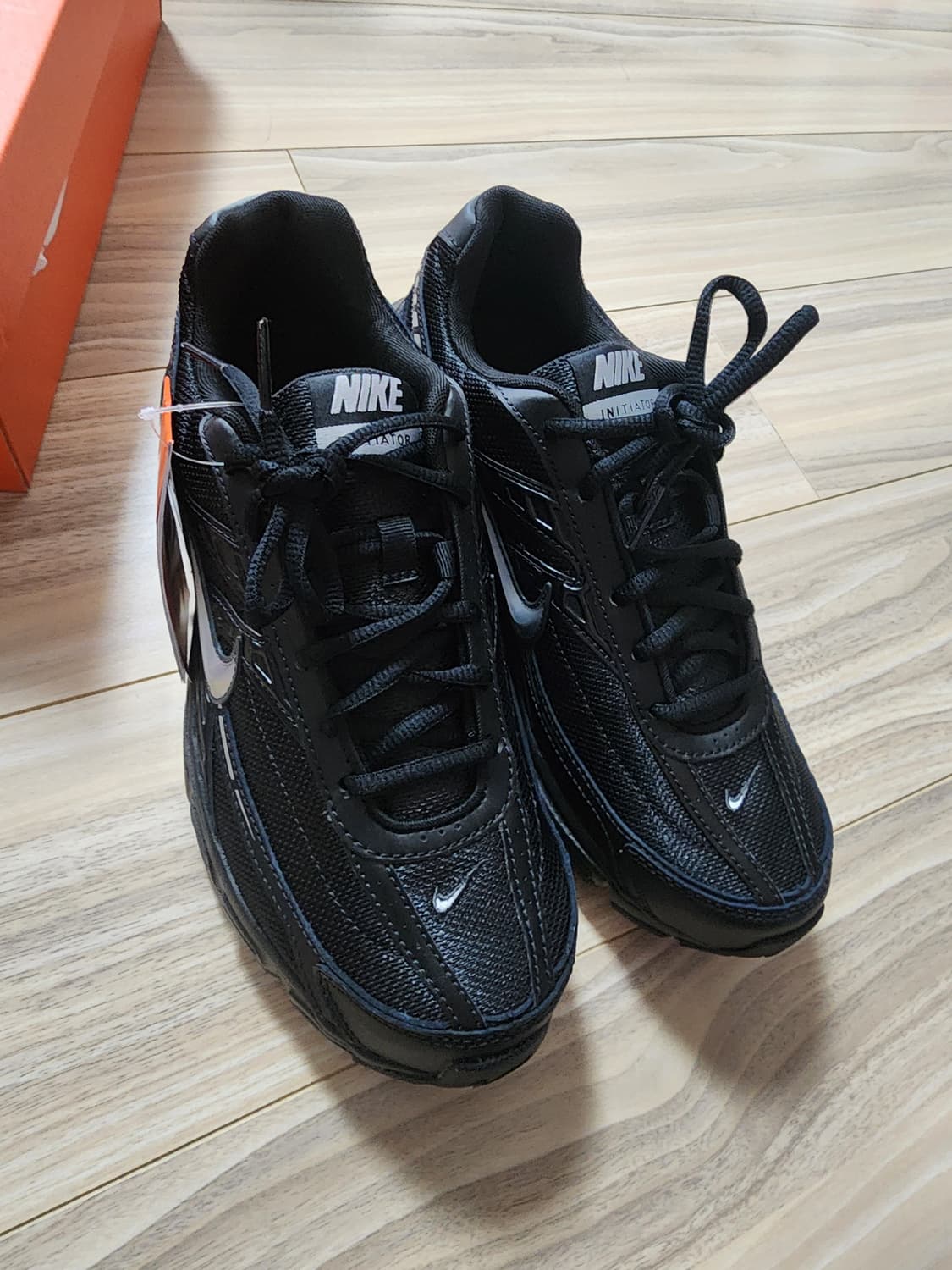 나이키이니시에이터블랙운동화신발275 상품이미지2