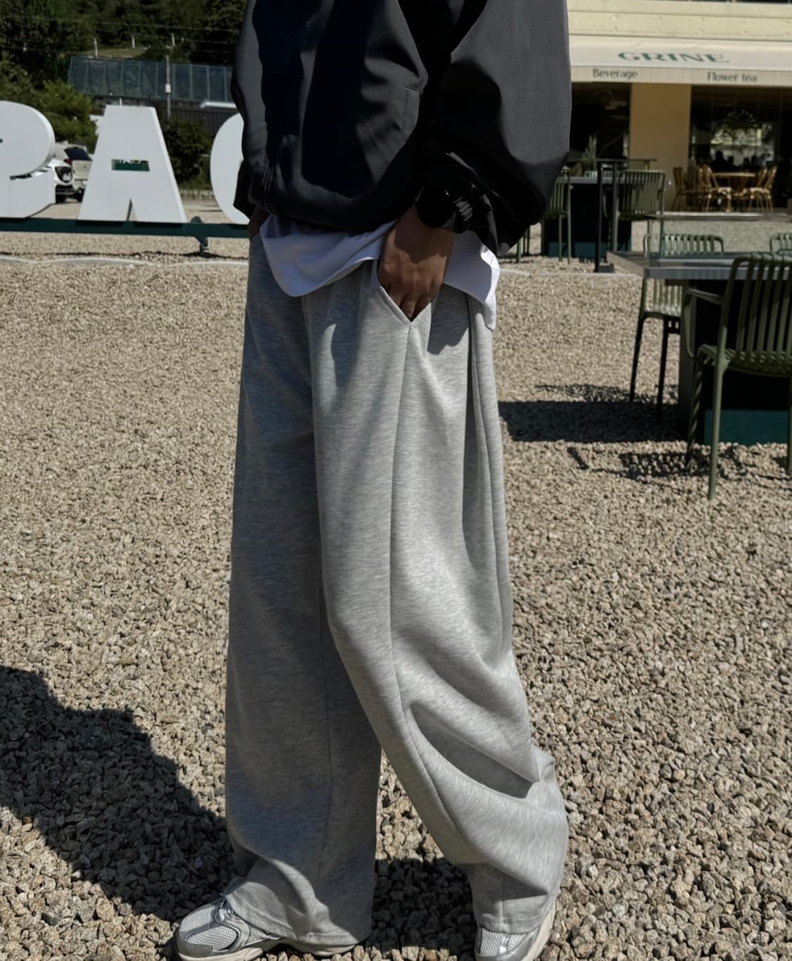 핀턱 와이드 스웻팬츠 쌔거 그레이 상품이미지4