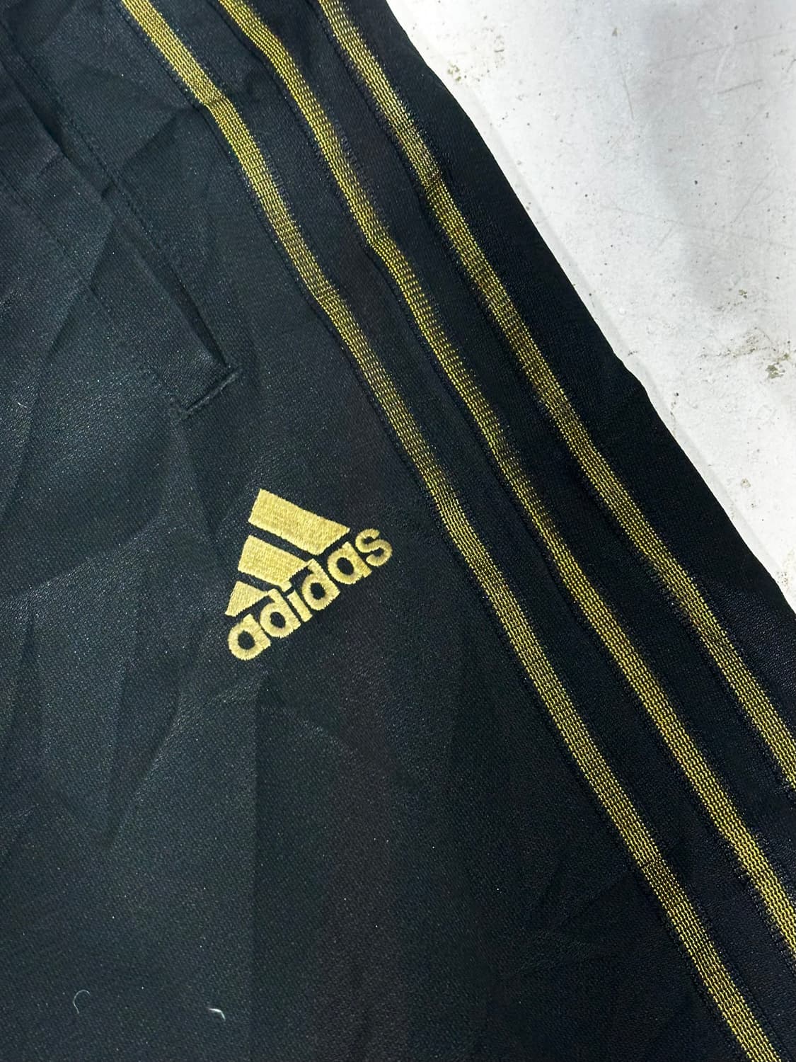 아디다스 블랙 골드 삼선 와이드 추리닝 바지 M 상품이미지6