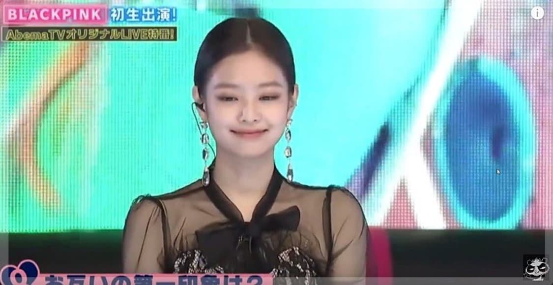 제니 착용 끌로드마농 시스루 미니 원피스 상품이미지2