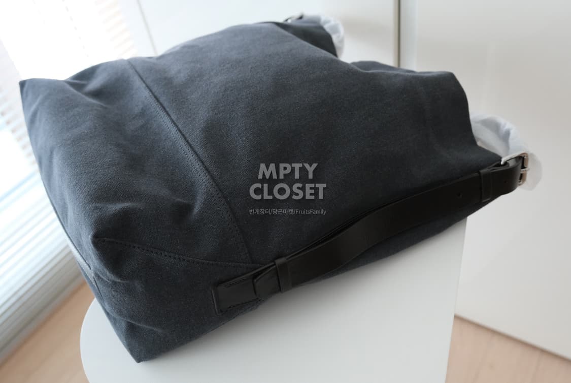 르메르 26ss 벨티드 토트백 미디움 애쉬그레이 상품이미지6