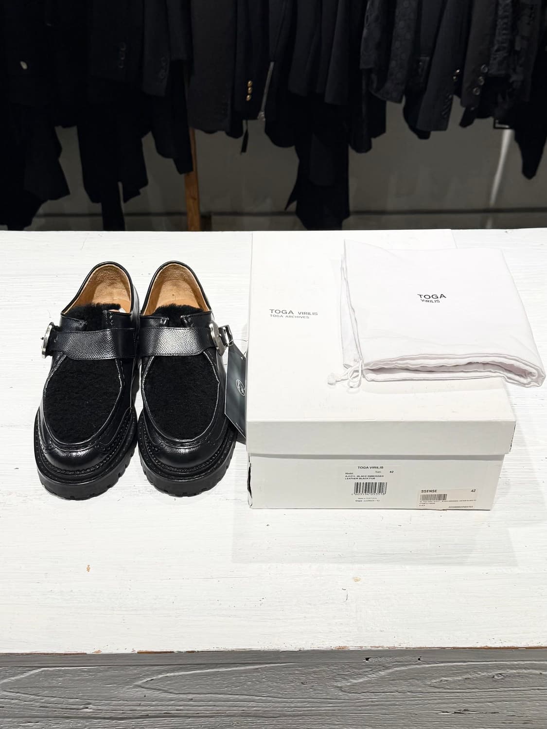 토가 비릴리스 블랙 웨스턴 버클 퍼 로퍼 상품이미지8