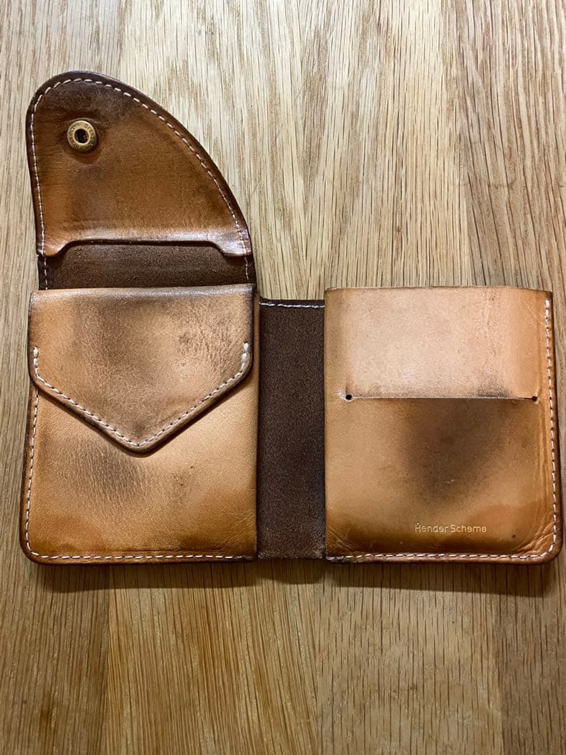 헨더스킴 빌포드 소가죽 지갑 코도반 상품이미지4