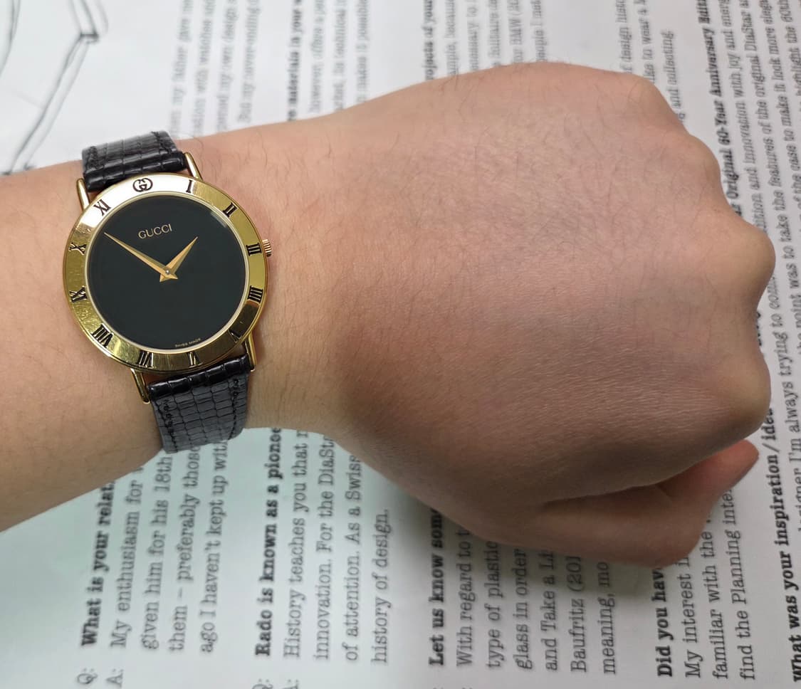 빈티지 구찌 클래식 3000.2.M 오닉스블랙 칼침핸즈 로만베젤 
 상품이미지9