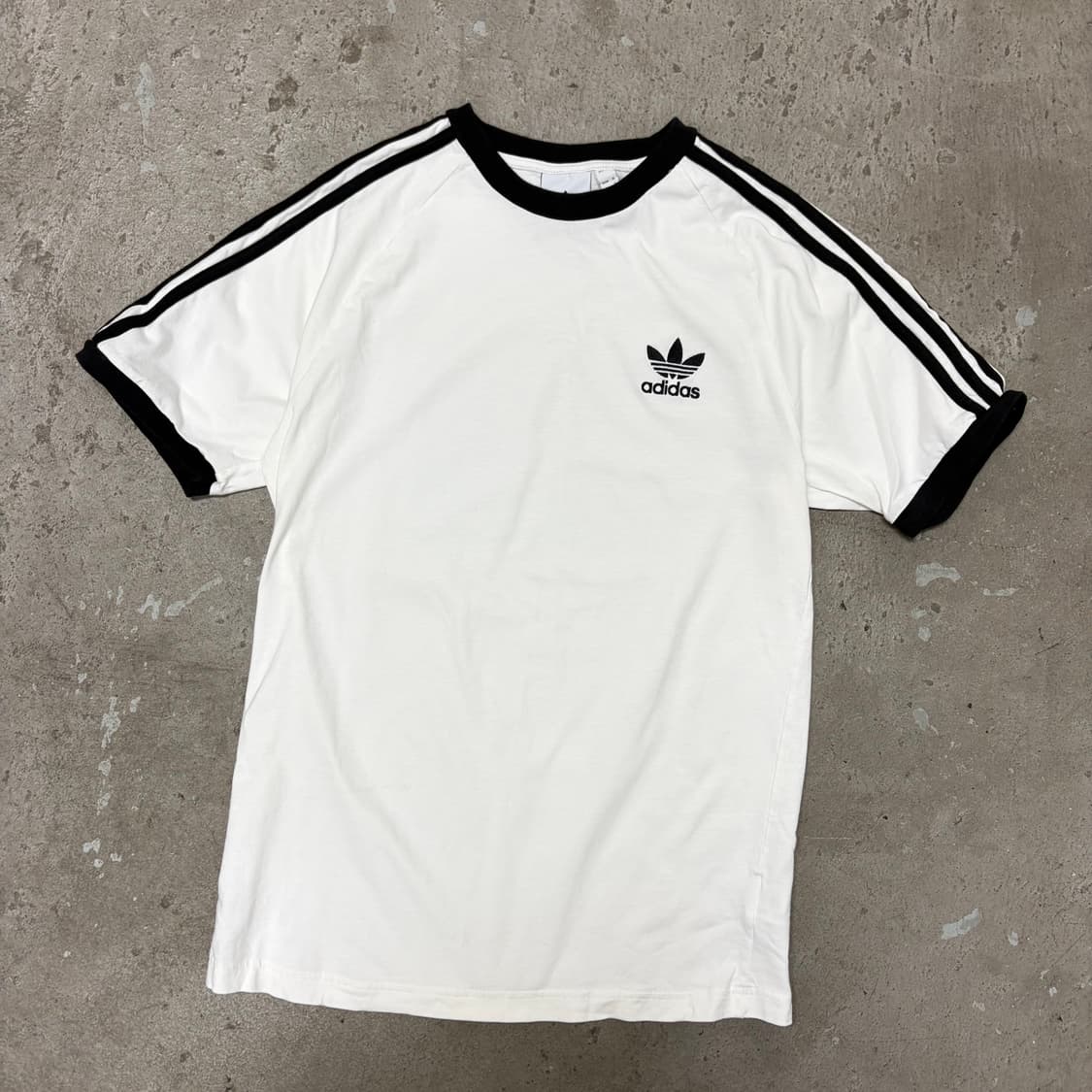 아디다스 반팔티[1855] 상품이미지1