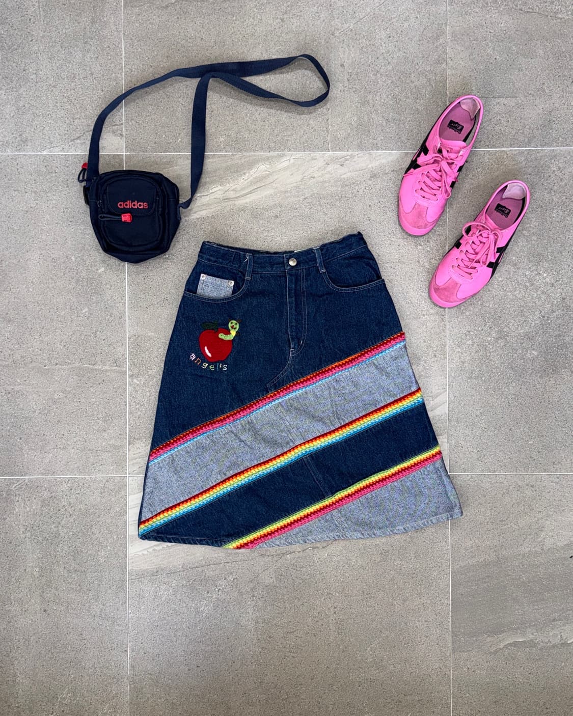 Kitsch rainbow knit patch denim skirt 상품이미지1