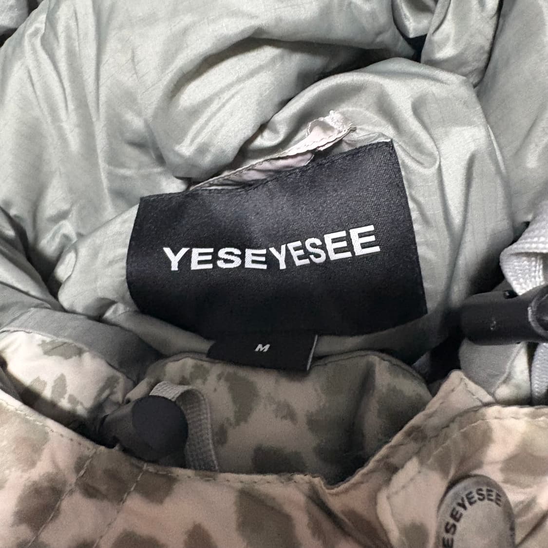 예스아이씨 레오파드 호피 다운 점퍼 패딩 M 상품이미지3