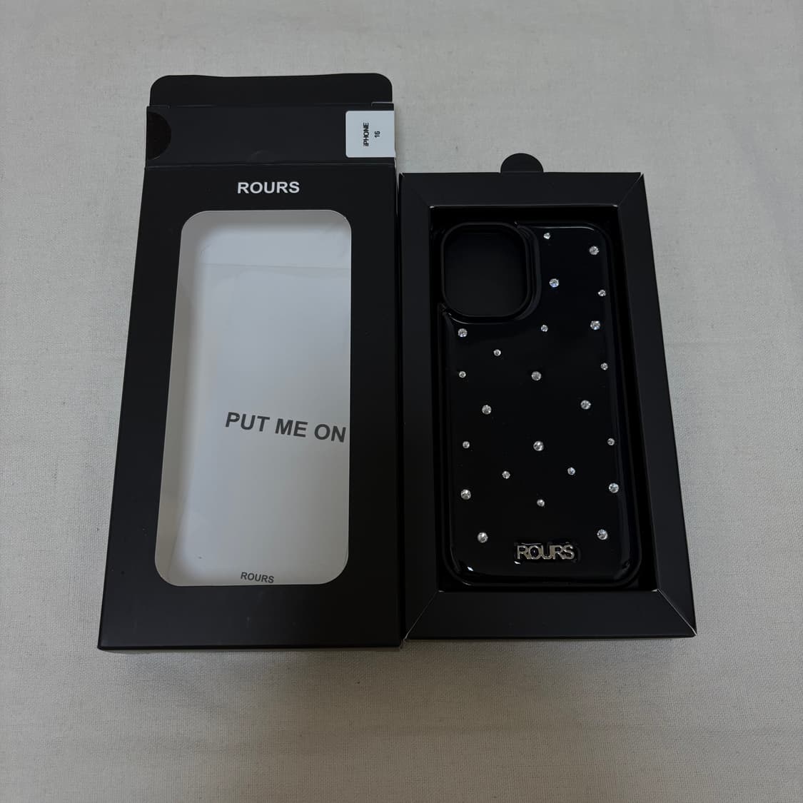 [새상품] 아이폰 16 큐빅 에폭시 케이스 블랙 상품이미지3