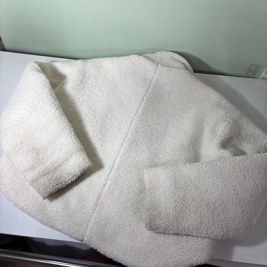 우먼FREE BELLIDE 벨리드 크림 떡볶이 더플 뽀글이 후리스자켓 상품이미지3