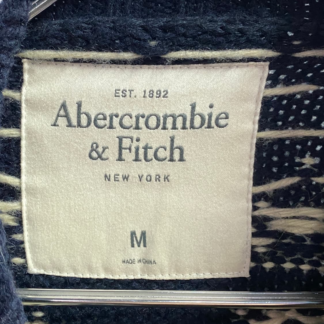 아베크롬비 빅로고 네입 니트 B3125 상품이미지4