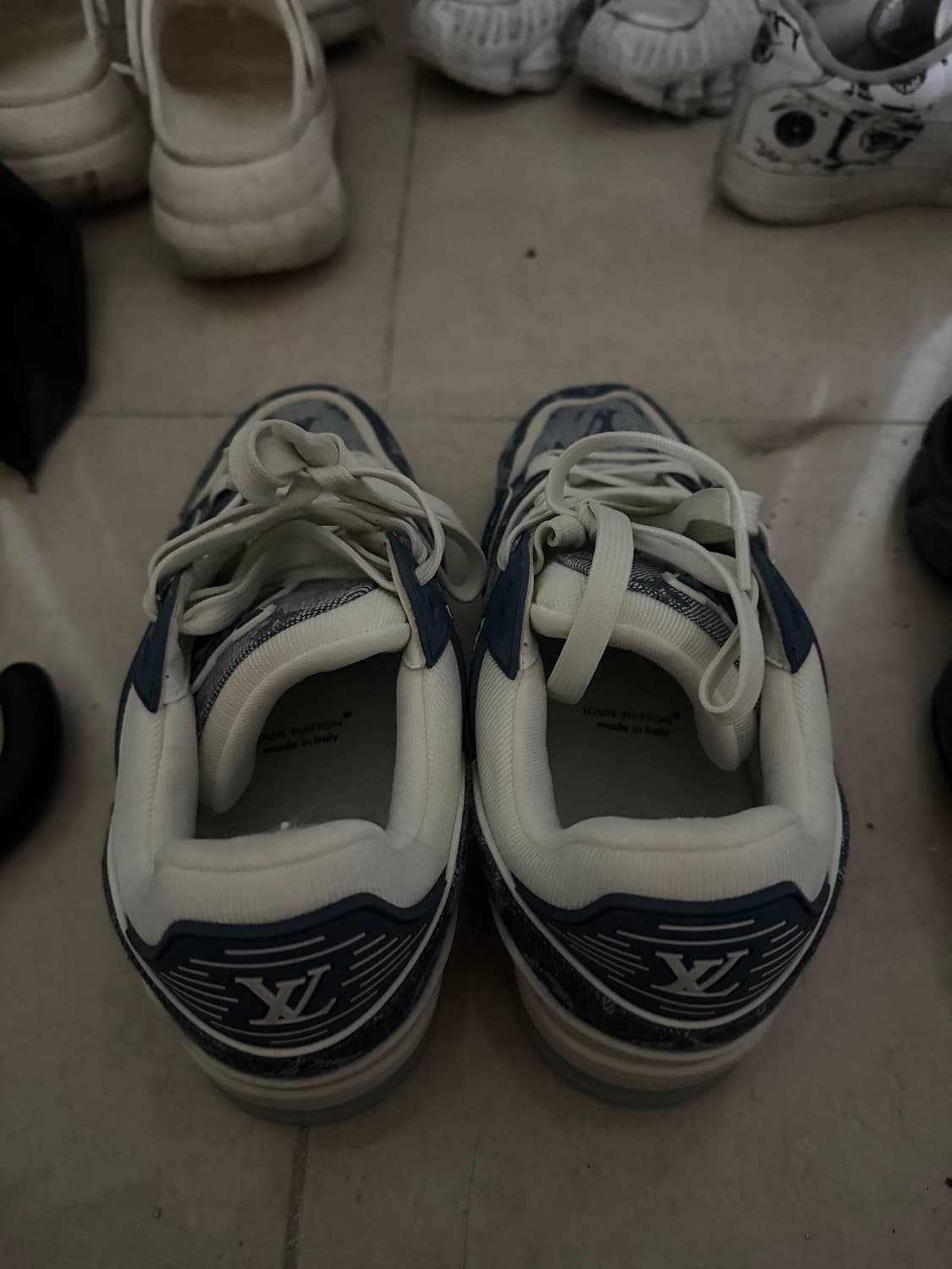 루이비통 스니커즈 상품이미지1
