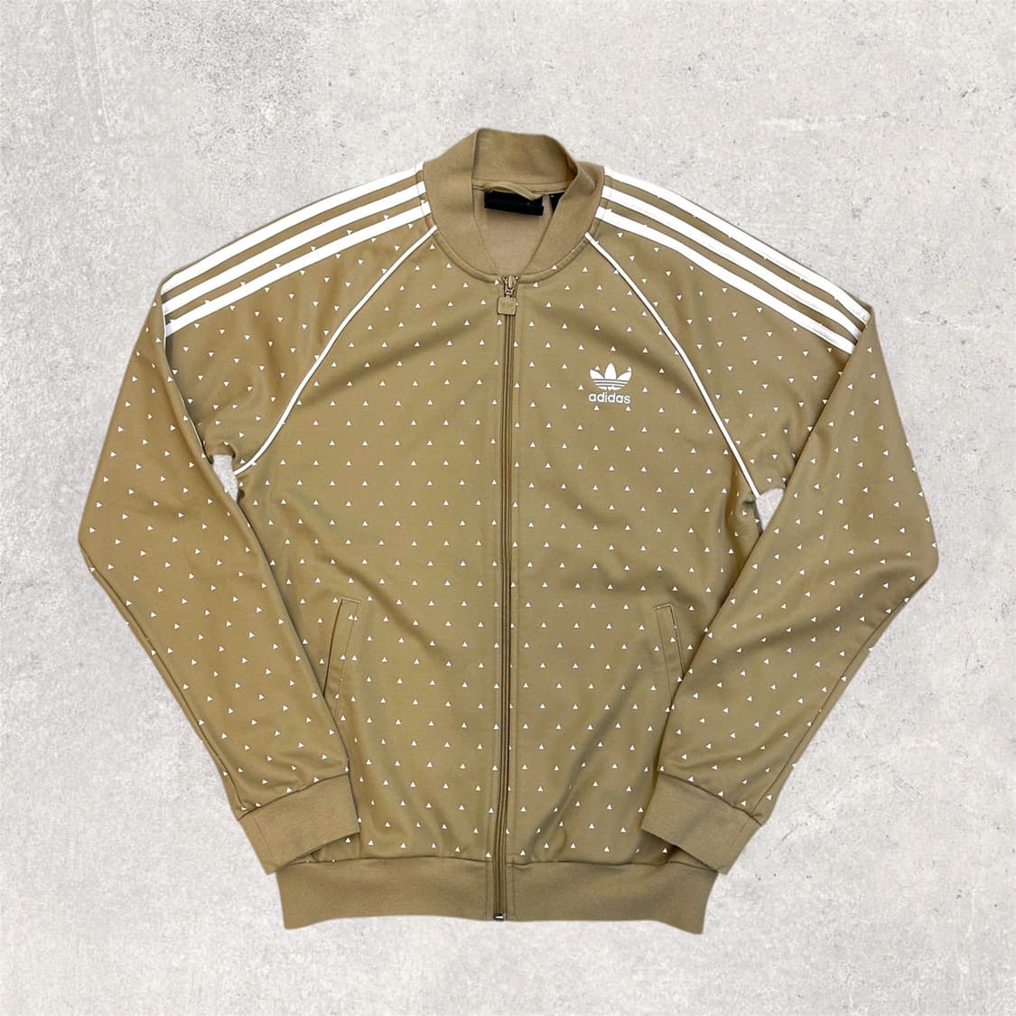 아디다스 x 퍼렐 윌리엄스 트랙탑 져지 상품이미지1