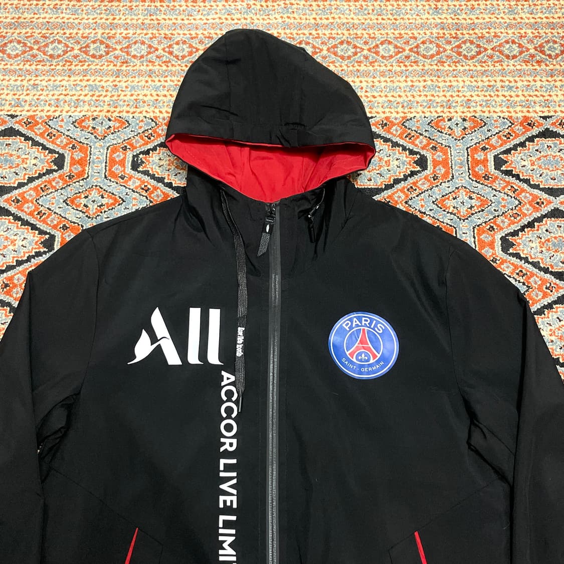 파리생제르망 블랙 바람막이 자켓 남성S 상품이미지2
