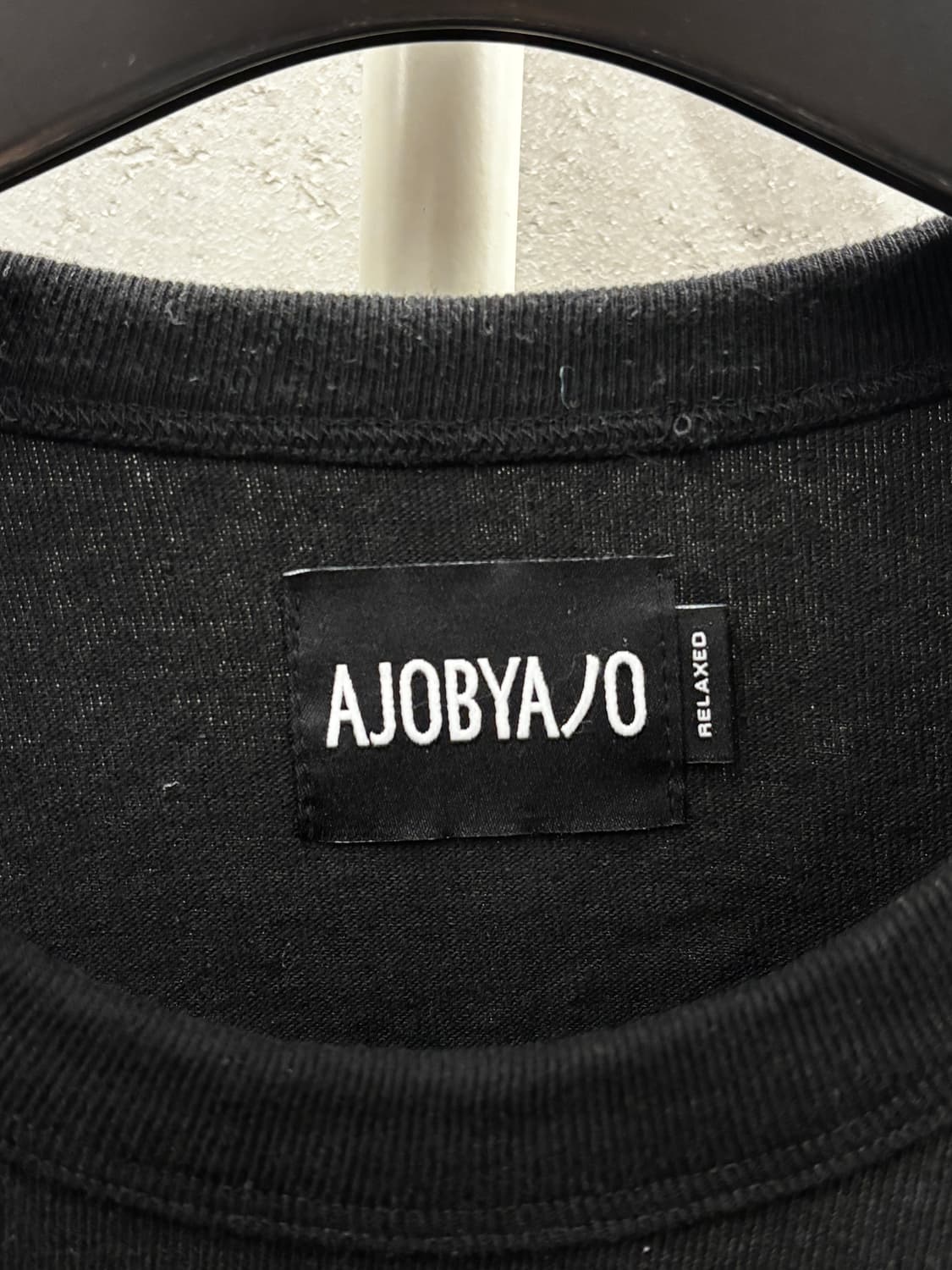 아조바이아조 블랙 롱슬리브 릴랙스드핏 상품이미지4