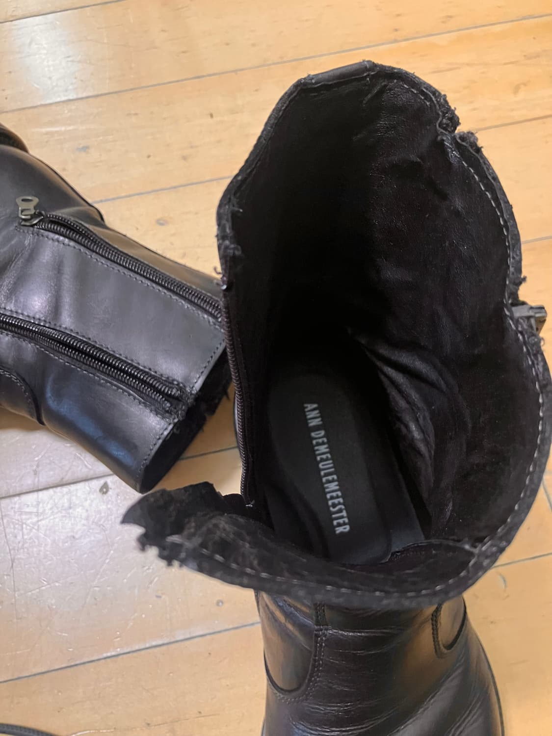 ANN DEMEULEMEESTER 90s 업턴 토 멀티지퍼 부츠 블랙  상품이미지8