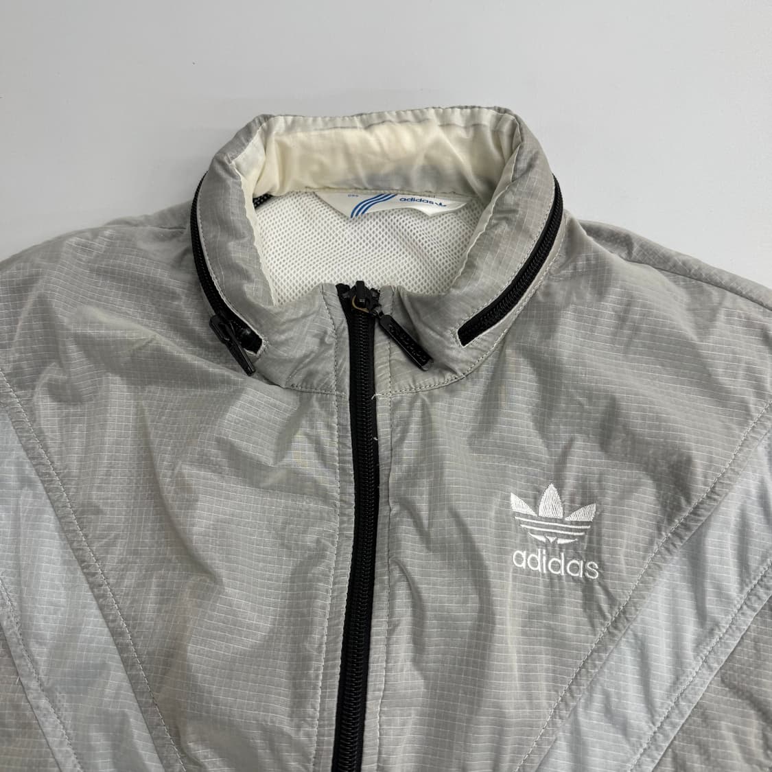 아디다스 바람막이  상품이미지3