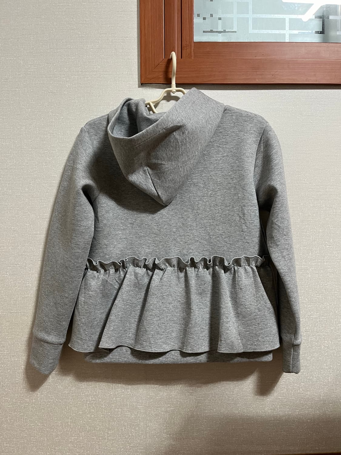 프릴 후드집업 상품이미지2