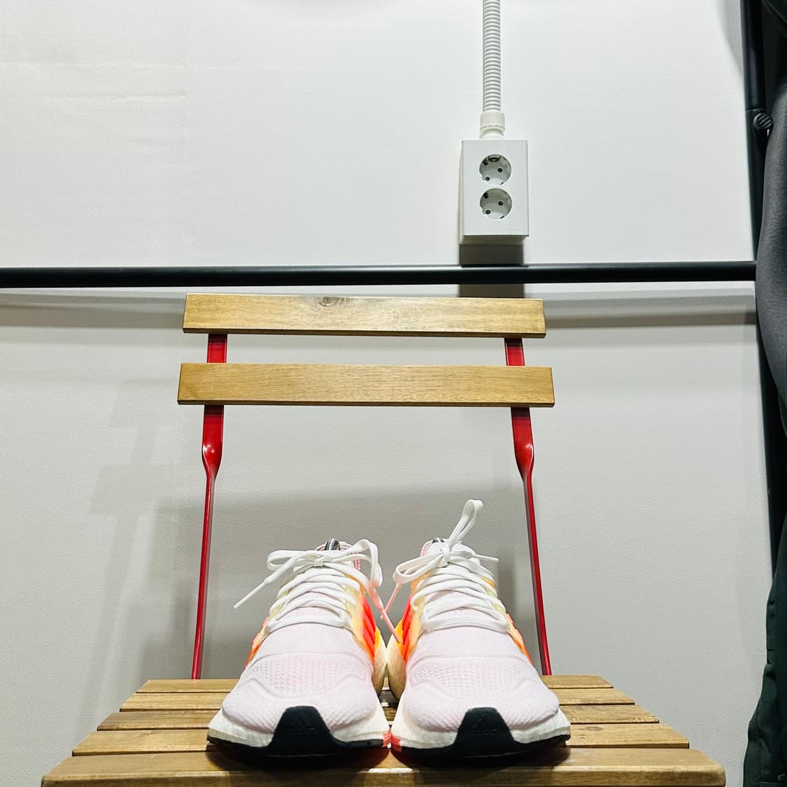 240) 아디다스 운동화 여성 여자 런닝화 울트라부스트 22 클라우드 상품이미지2