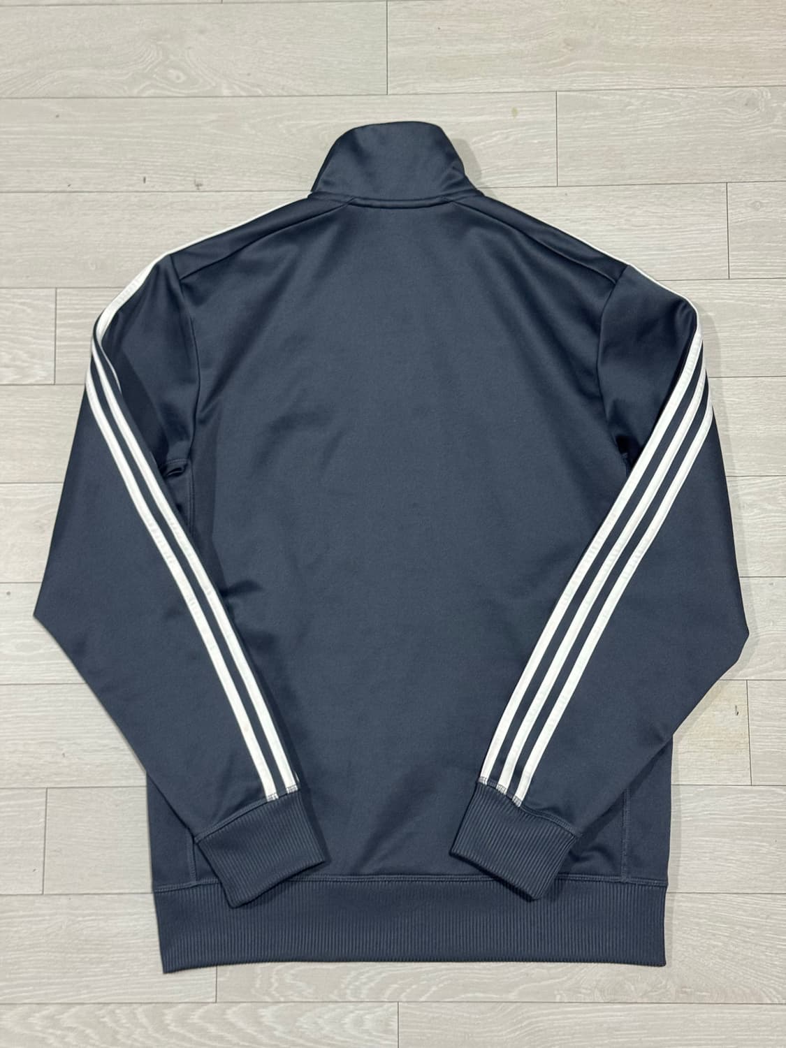 아디다스 레알마드리드 트랙탑 져지ㅔ 상품이미지4