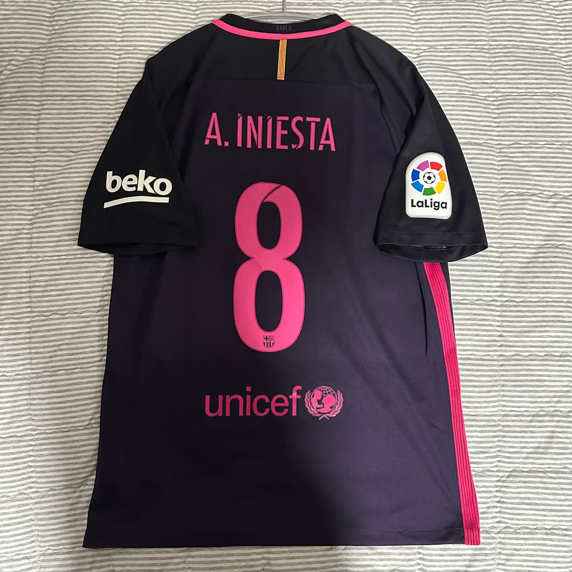 L) 16-17 바르셀로나 어웨이 이니에스타 상품이미지2