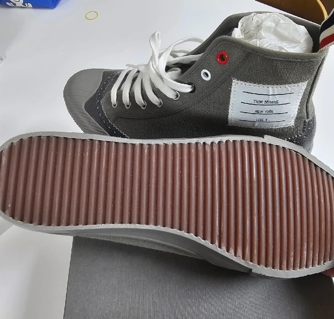 톰브라운 브로그 하이탑 스니커즈(8/265/새상품급) 상품이미지5