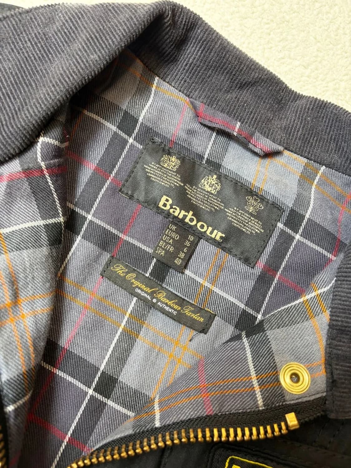 바버 18FW 인터내셔널 왁스드 벨티 자켓 PN6584 상품이미지5