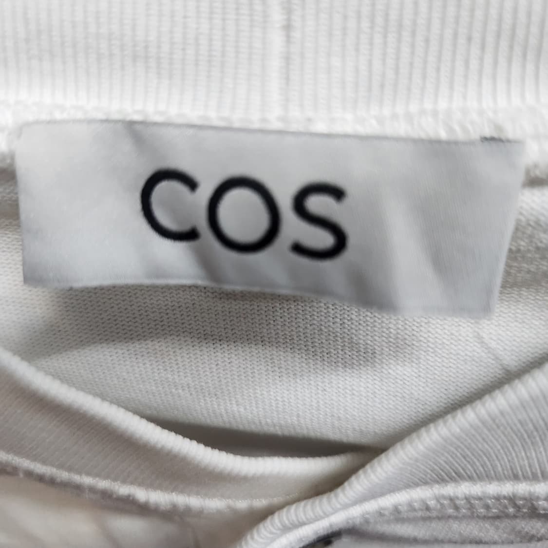 COS 코스 헨리넥 오버핏 반팔티 XL 상품이미지5
