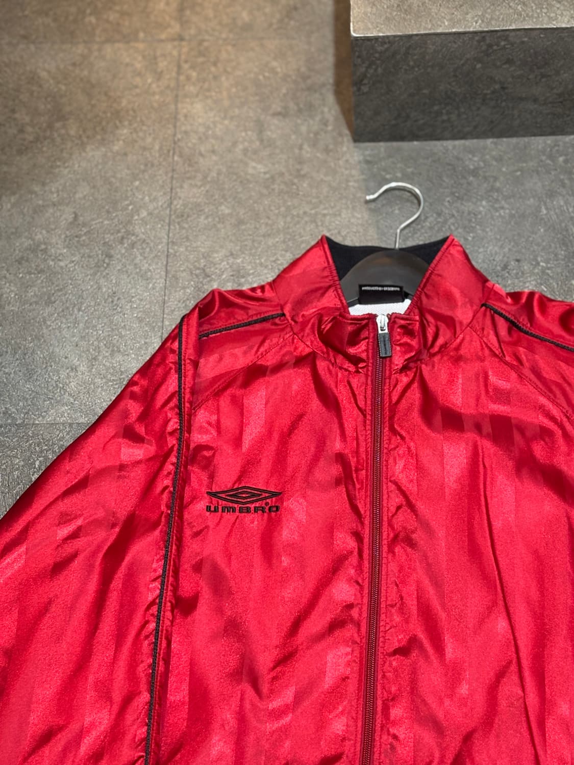 엄브로 올드스쿨 바람막이 잠바 점퍼 110사이즈 추천 상품이미지4