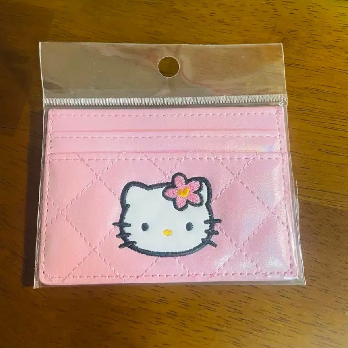 헬로키티 핑크 퀼팅 카드지갑 새상품 상품이미지1