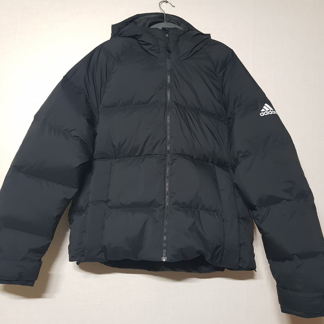 아디다스 숏패딩 점퍼 xl사이즈 상품이미지2