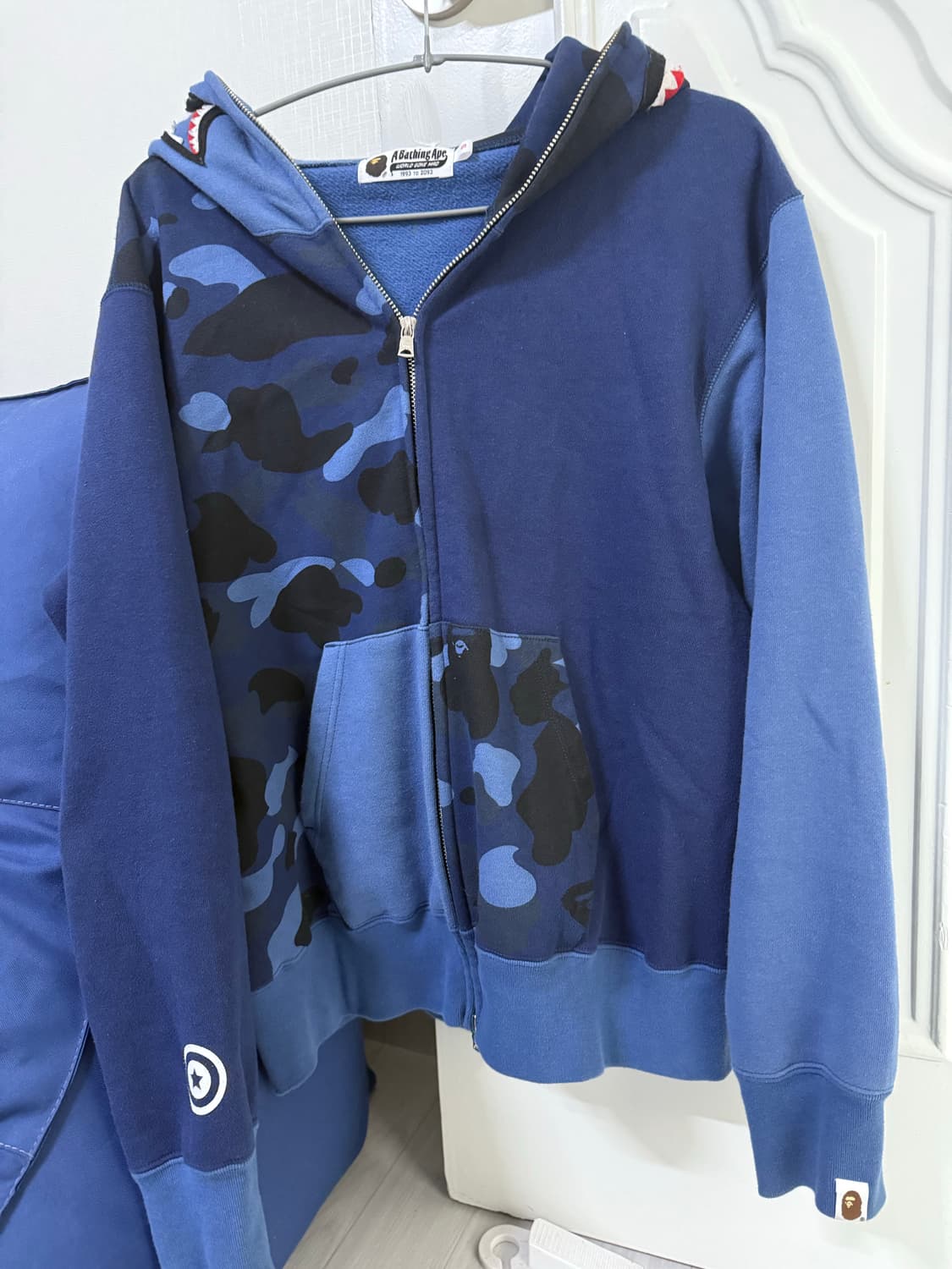 베이프 컬러 카모 샤크 풀 후드 집업 네이비 상품이미지4