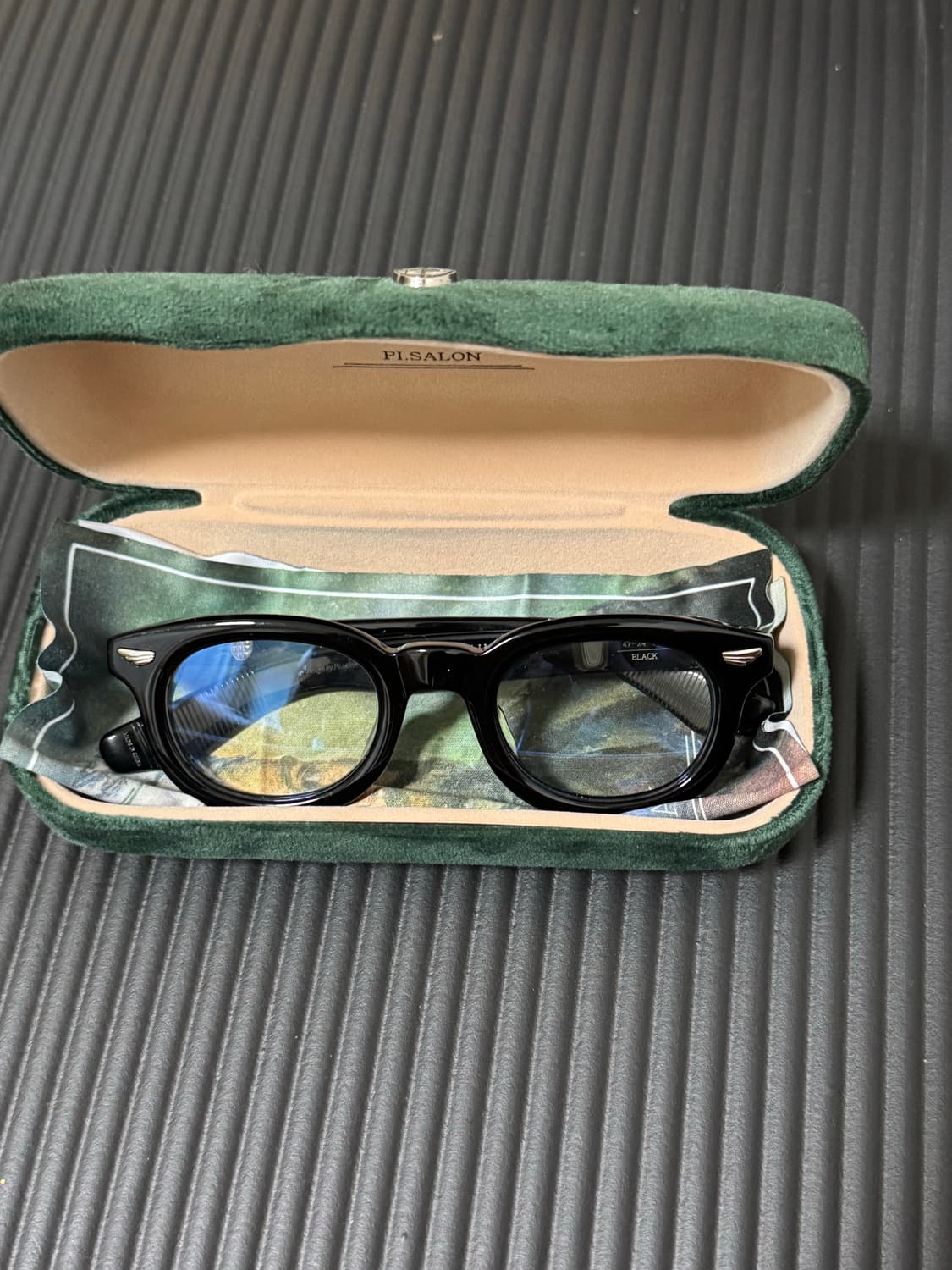 파이살론 URBAN/13 블랙 안경 상품이미지1