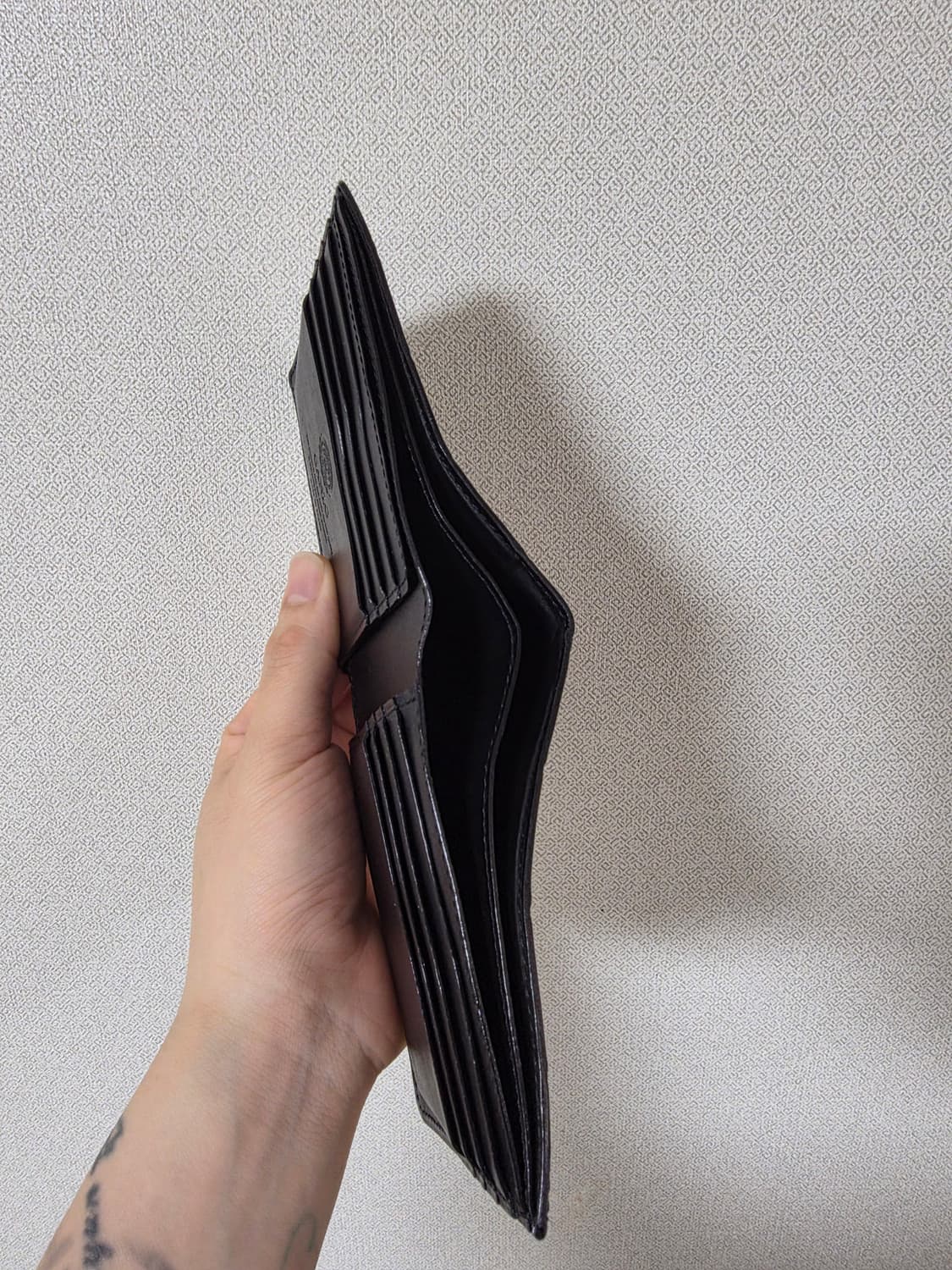 간조(Ganzo) 악어가죽 반지갑 + 가죽크림 상품이미지6